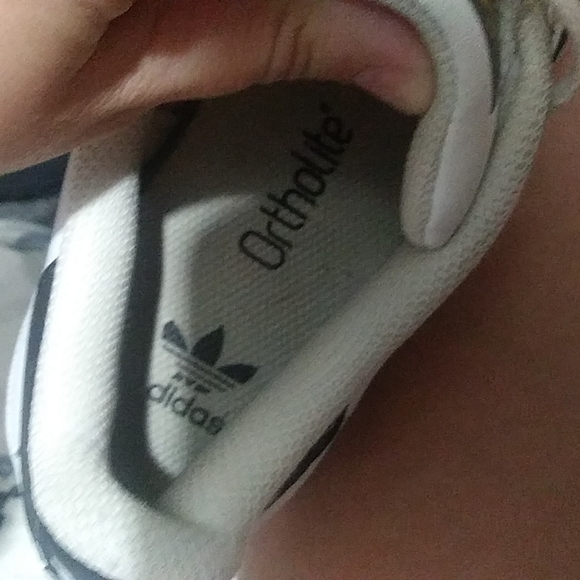 Adidas superstar - Picture 3 of 4